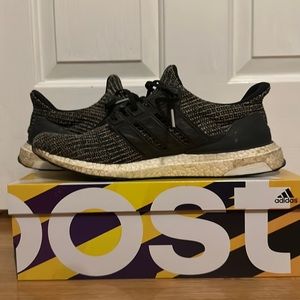 Adidas Ultra Boosts. Used but in good condition. Same day shipping.